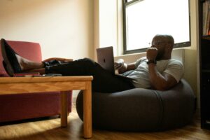 email newsletter from home